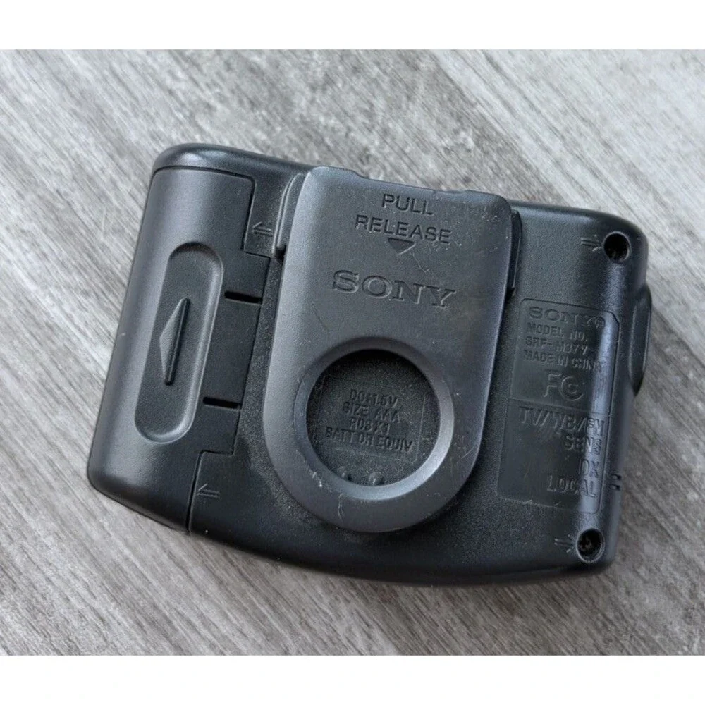 Sony Walkman SRF-M37V Portable Radio AM FM Weather Band Works Belt Clip